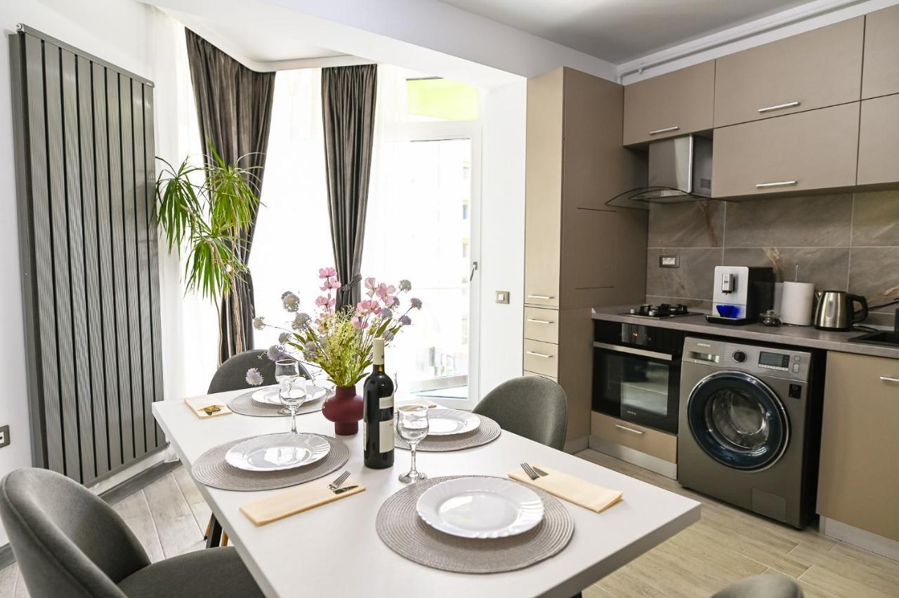 Teemo Beach Apartment, Alezzi Beach Resort Năvodari المظهر الخارجي الصورة