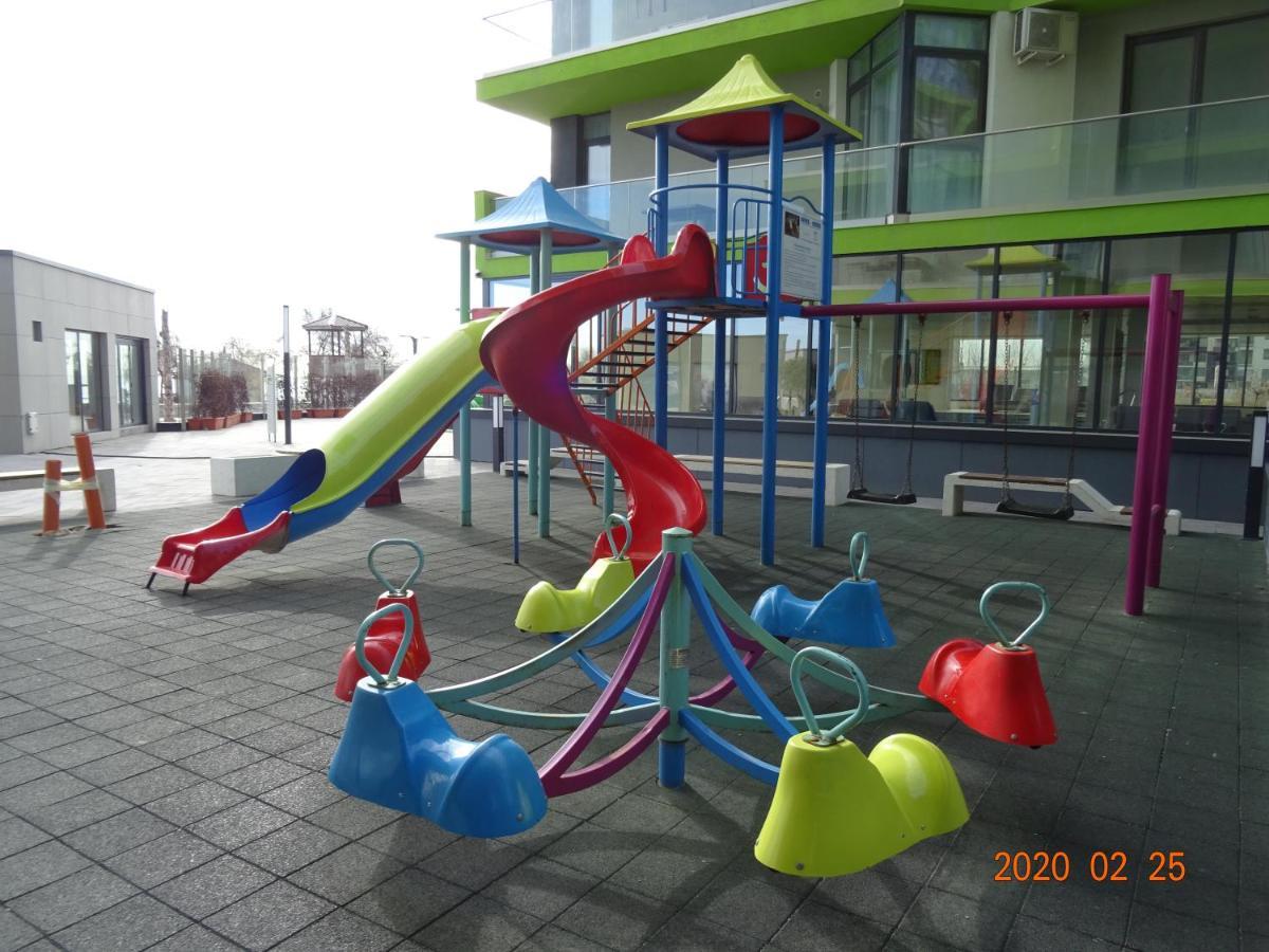 Teemo Beach Apartment, Alezzi Beach Resort Năvodari المظهر الخارجي الصورة