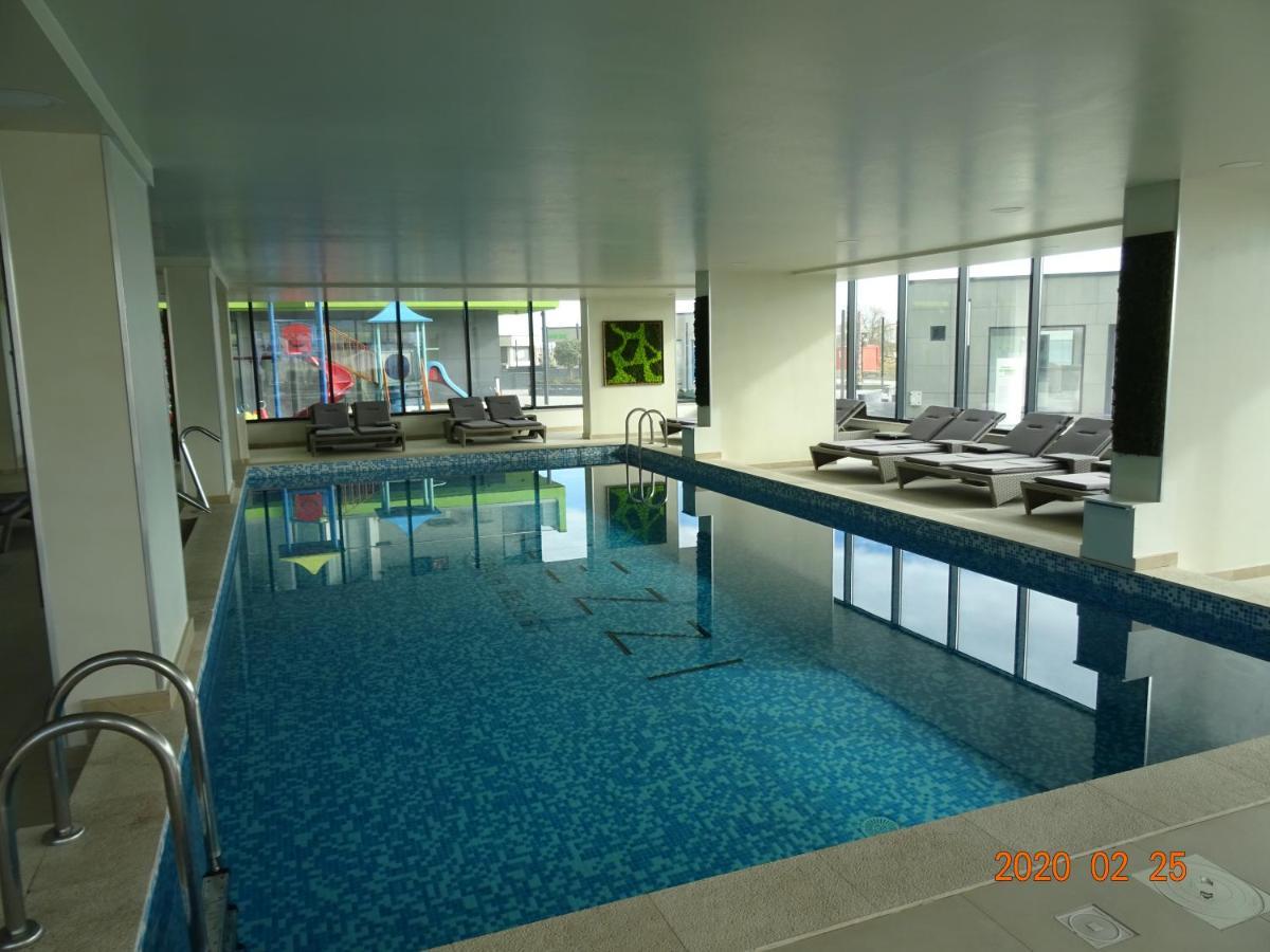 Teemo Beach Apartment, Alezzi Beach Resort Năvodari المظهر الخارجي الصورة