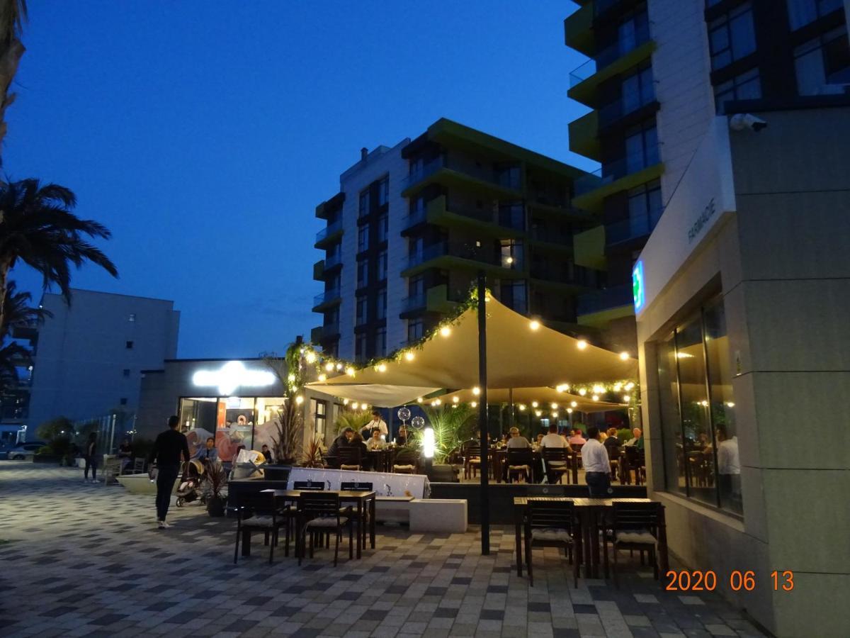 Teemo Beach Apartment, Alezzi Beach Resort Năvodari المظهر الخارجي الصورة