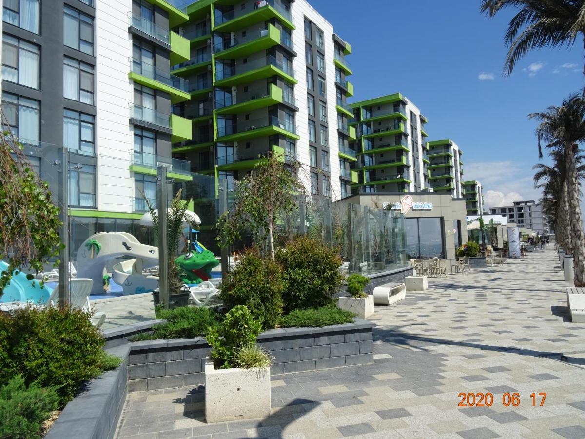 Teemo Beach Apartment, Alezzi Beach Resort Năvodari المظهر الخارجي الصورة
