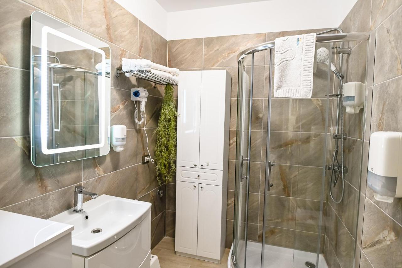Teemo Beach Apartment, Alezzi Beach Resort Năvodari المظهر الخارجي الصورة